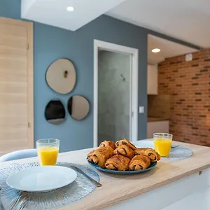 Appartement Cosy Renové 150m De Monaco, Beausoleil